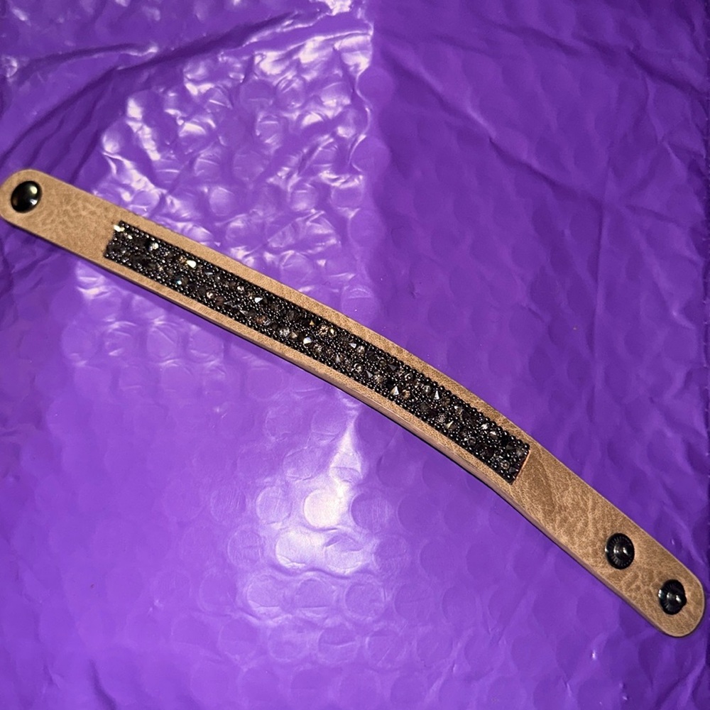 NEW PAPARAZZI BRACELET